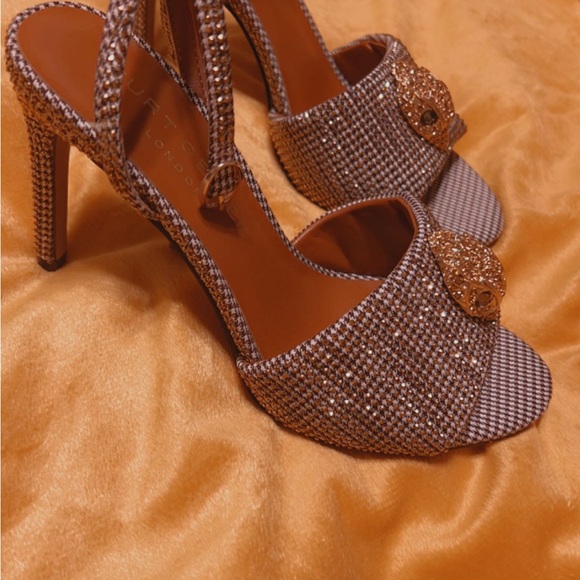 Kurt Geiger shoe size 36 new never worn gold heels - Picture 2 of 4